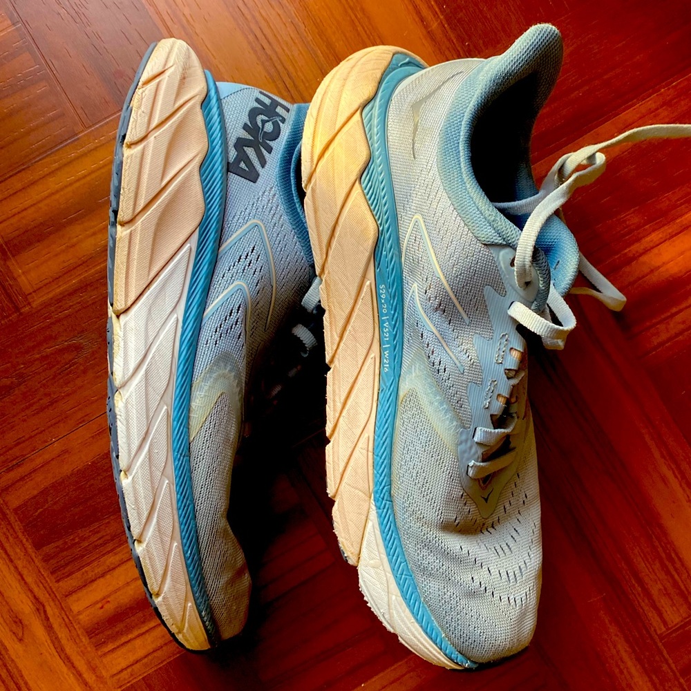 Women’s Hoka One One 7B